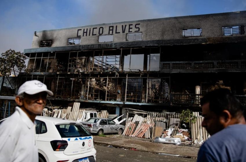  Laudo da Pefoce aponta causa de incêndio na sucata Chico Alves, em Fortaleza; confira